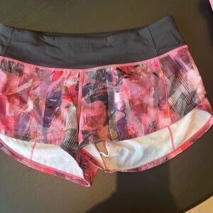 Lululemon speed up shorts 2.5 inch!